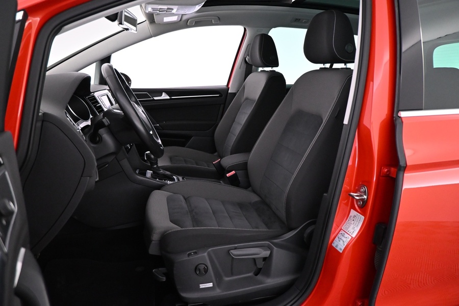 Volkswagen Golf Sportsvan vaihtoauto