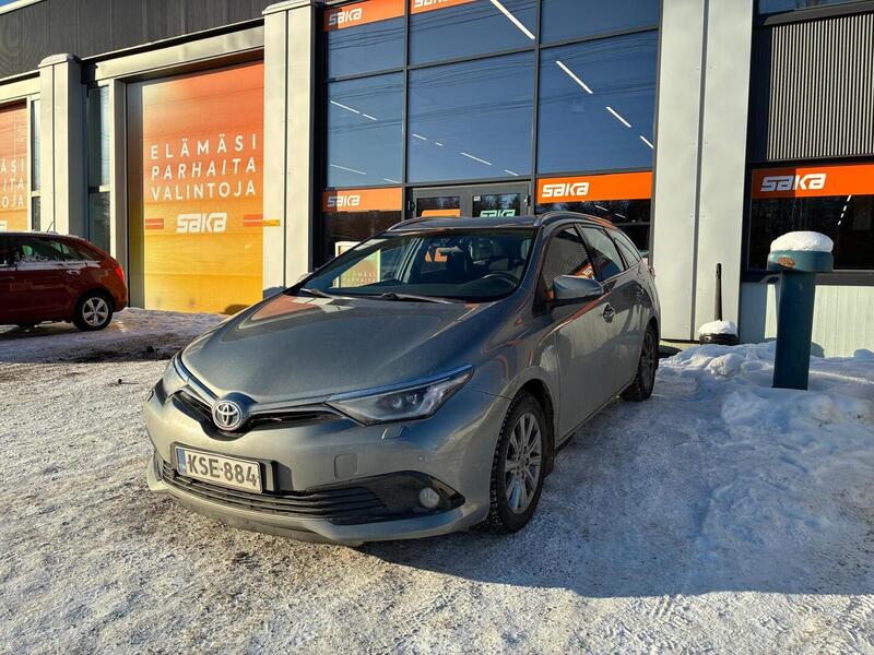 Toyota Auris vaihtoauto