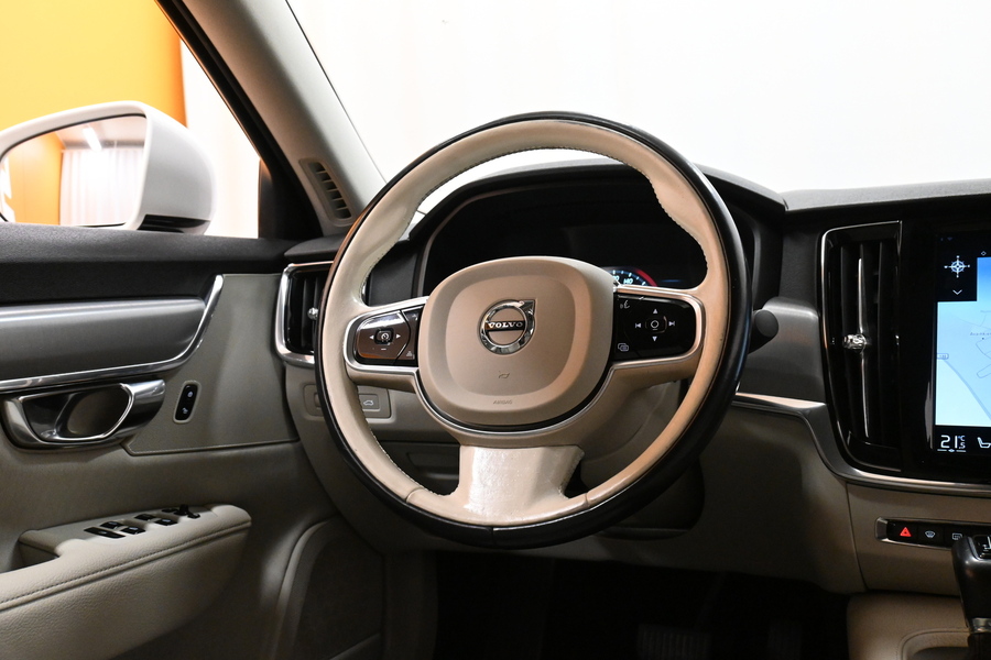 Volvo S90 vaihtoauto