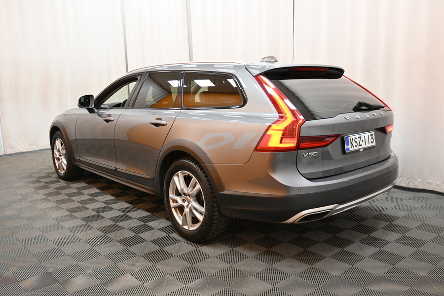 Volvo V90 Cross Country vaihtoauto