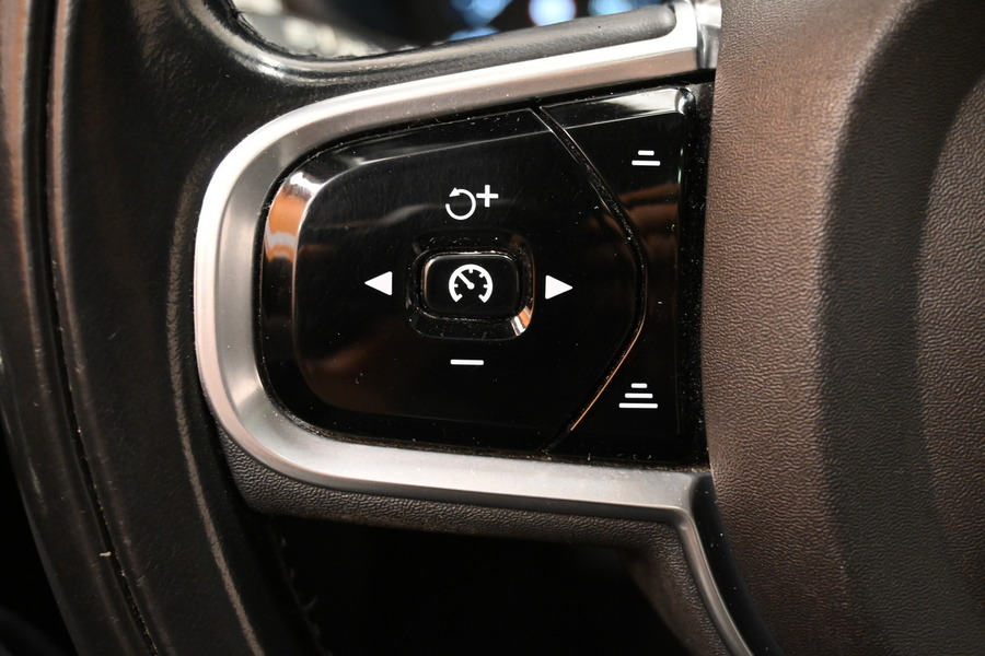 Volvo V90 Cross Country vaihtoauto