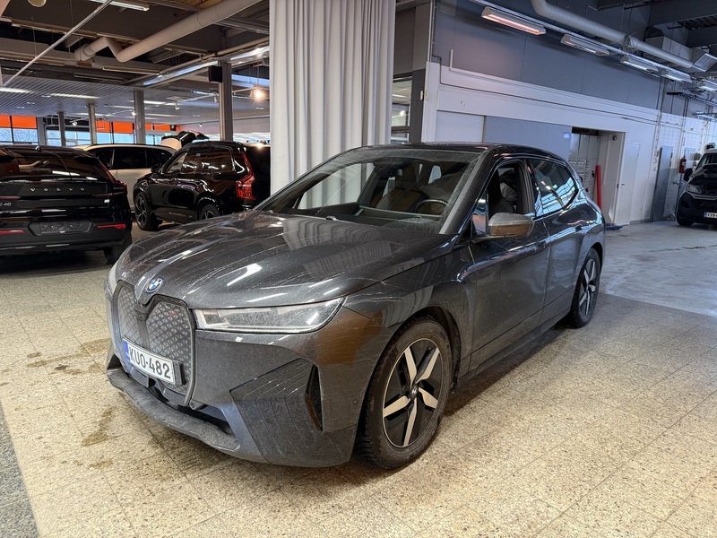 BMW iX vaihtoauto
