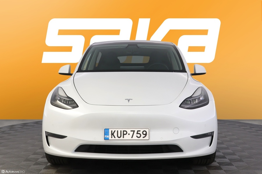 Tesla Model Y vaihtoauto