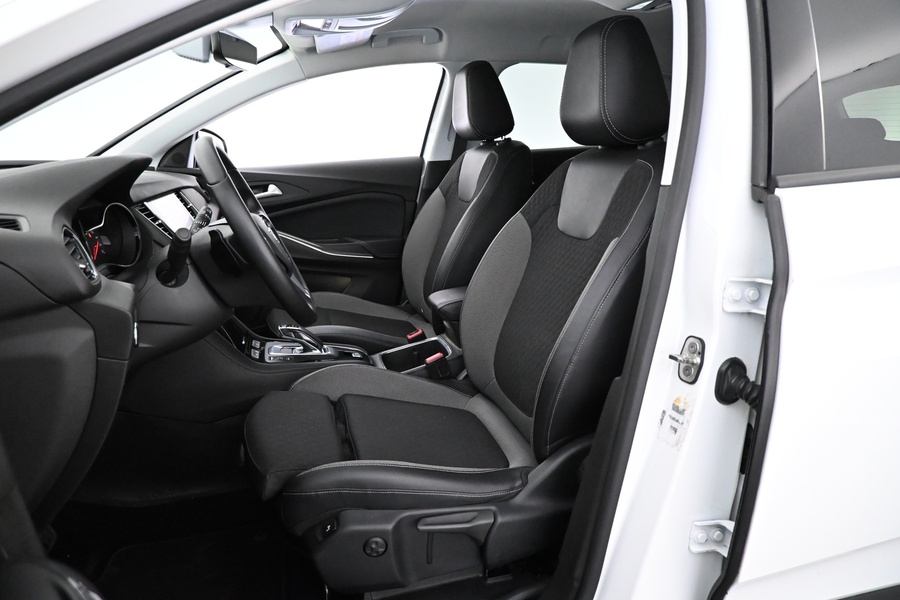 Opel Grandland X vaihtoauto