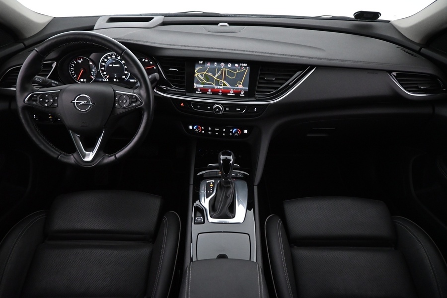 Opel Insignia vaihtoauto