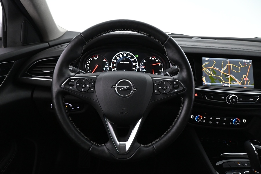 Opel Insignia vaihtoauto