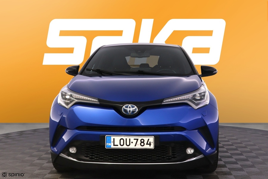 Toyota C-HR vaihtoauto