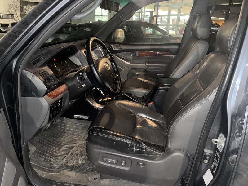 Toyota Land Cruiser vaihtoauto