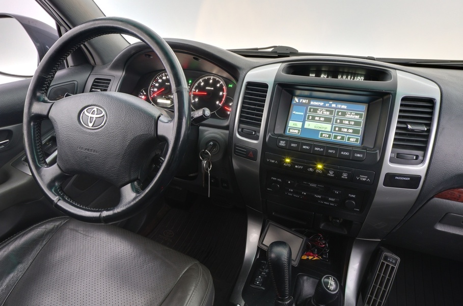 Toyota Land Cruiser vaihtoauto