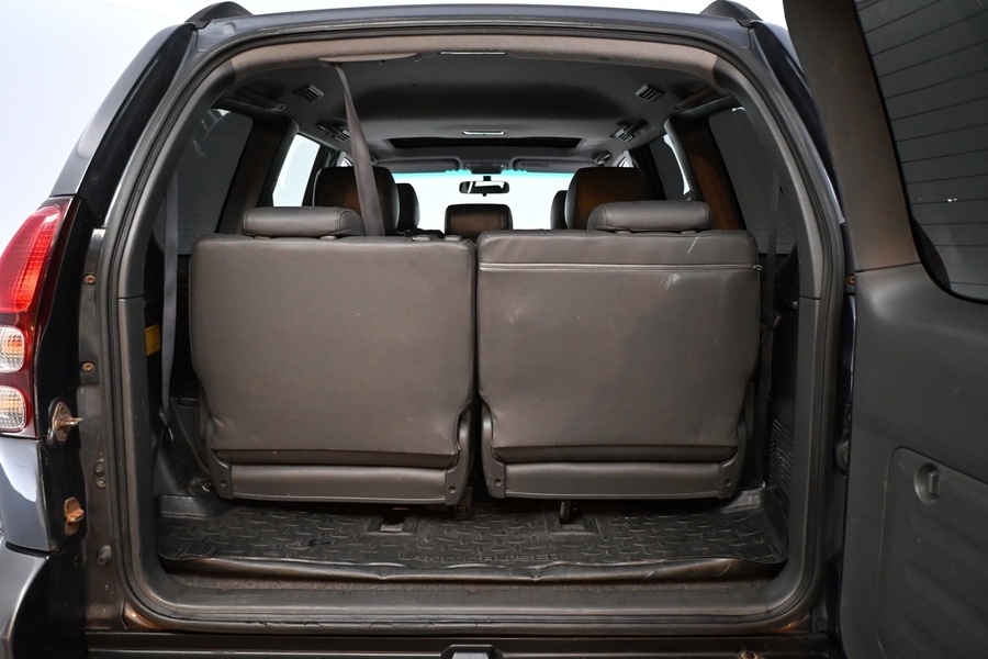 Toyota Land Cruiser vaihtoauto