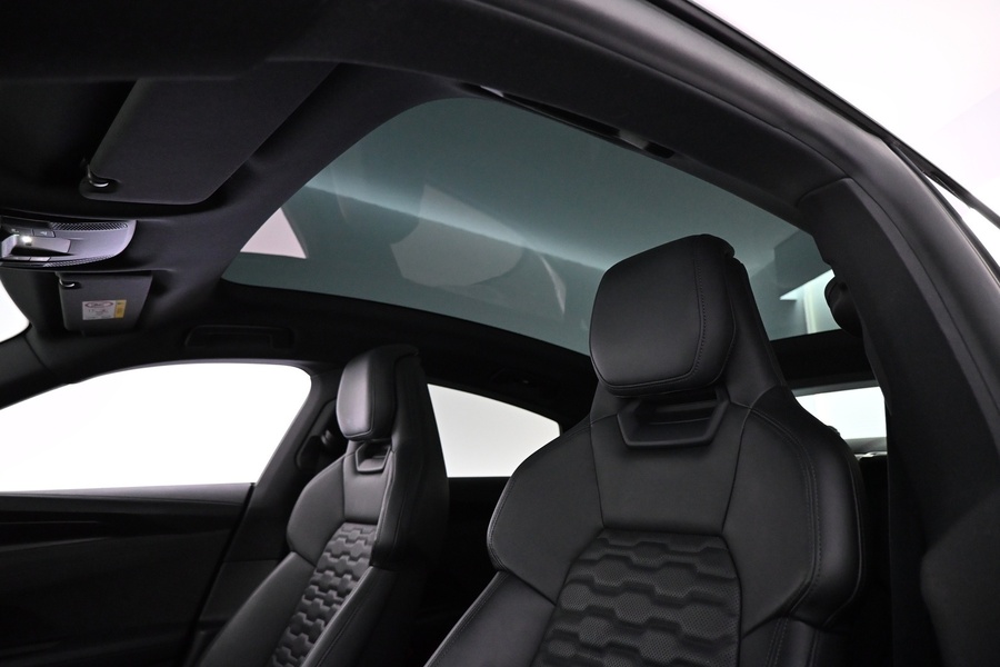 Audi e-tron GT vaihtoauto