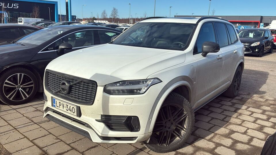 Volvo XC90 vaihtoauto