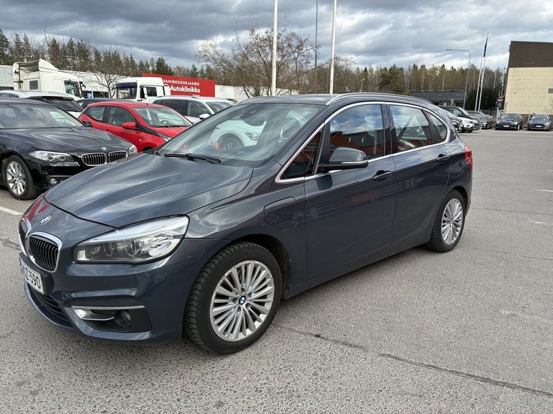 BMW 225 vaihtoauto