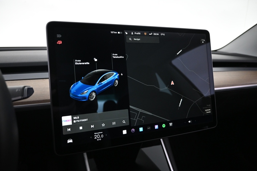 Tesla Model 3 vaihtoauto