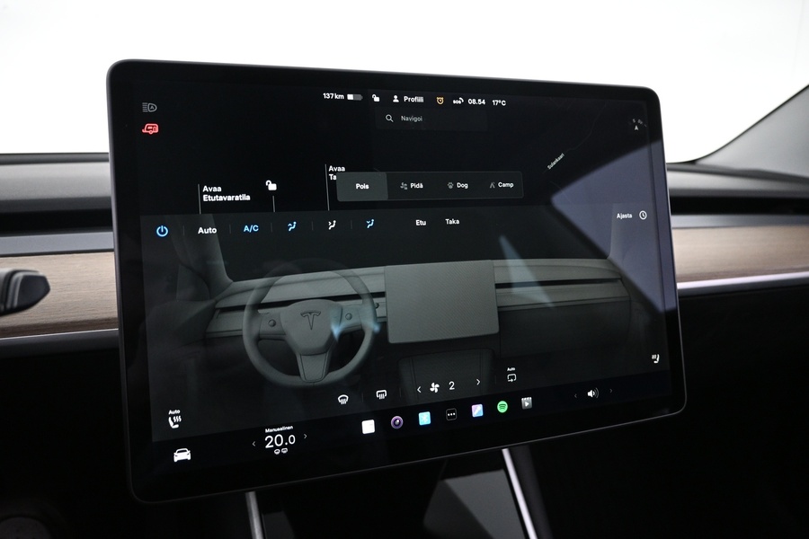 Tesla Model 3 vaihtoauto