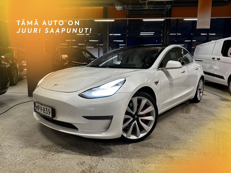 Tesla Model 3 vaihtoauto