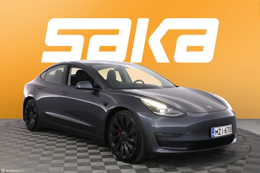 Tesla Model 3 vaihtoauto