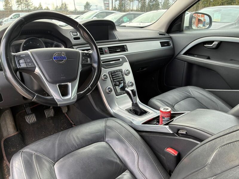 Volvo V70 vaihtoauto