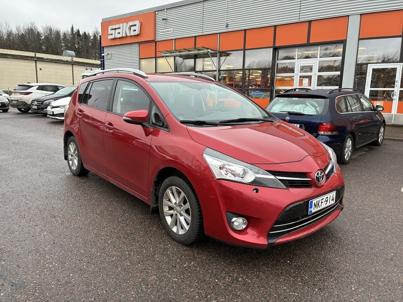 Toyota Verso vaihtoauto