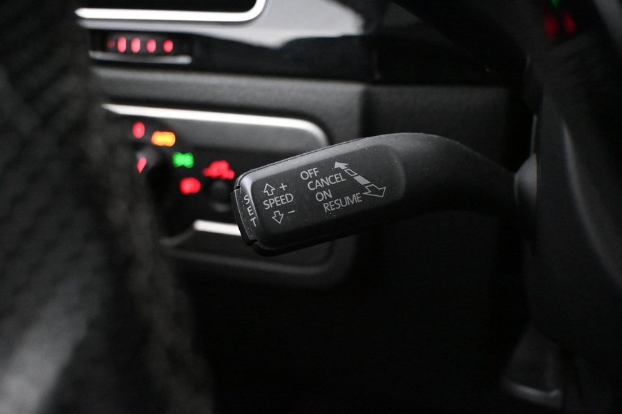 Volkswagen Touareg vaihtoauto