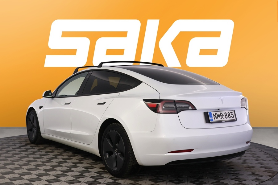 Tesla Model 3 vaihtoauto