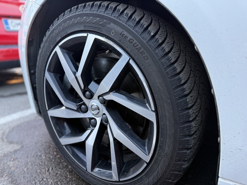 Volvo V60 vaihtoauto