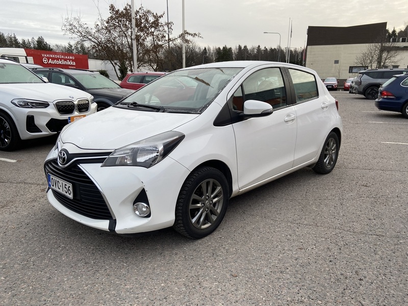Toyota Yaris vaihtoauto