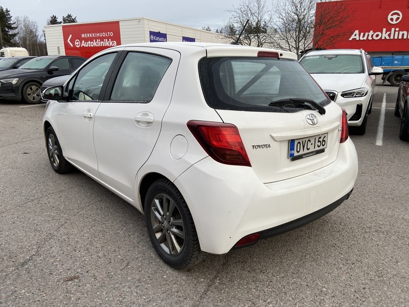 Toyota Yaris vaihtoauto