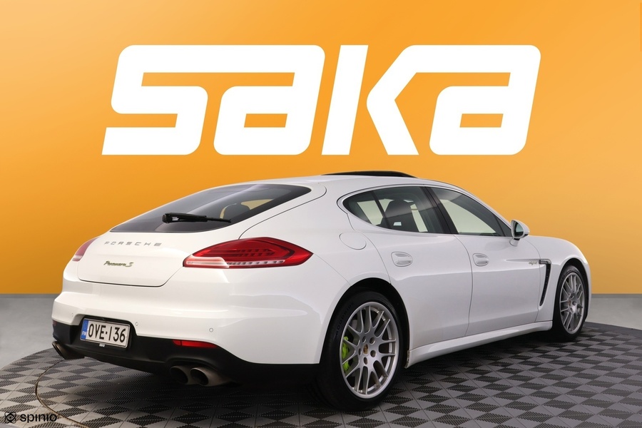 Porsche Panamera vaihtoauto