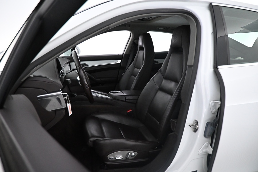 Porsche Panamera vaihtoauto