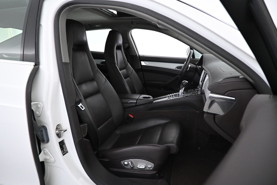 Porsche Panamera vaihtoauto