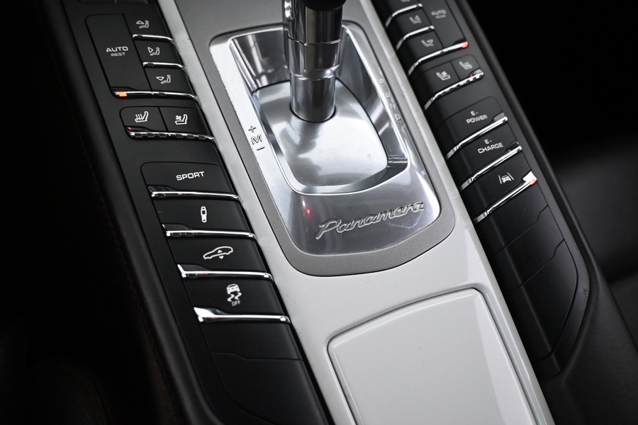 Porsche Panamera vaihtoauto