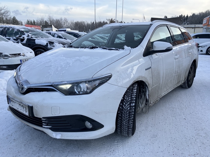 Toyota Auris vaihtoauto