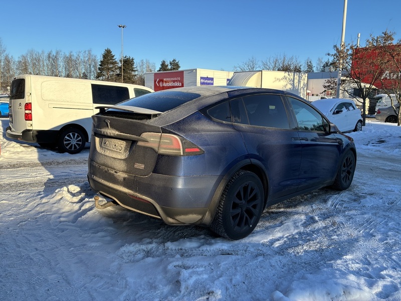 Tesla Model X vaihtoauto
