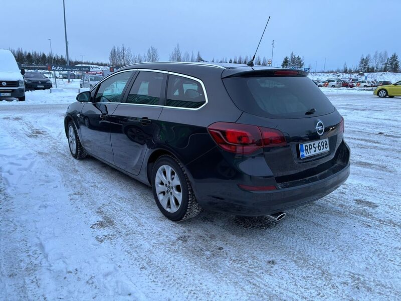 Opel Astra vaihtoauto