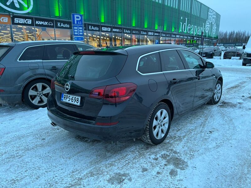 Opel Astra vaihtoauto