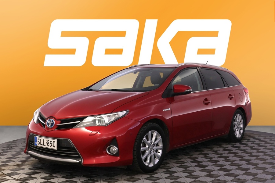 Toyota Auris vaihtoauto