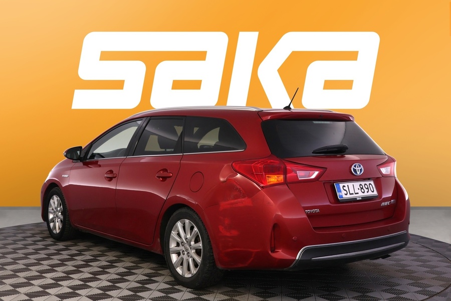 Toyota Auris vaihtoauto