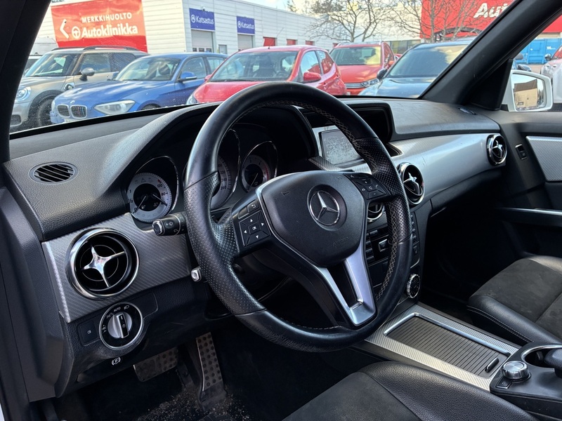 Mercedes-Benz GLK vaihtoauto