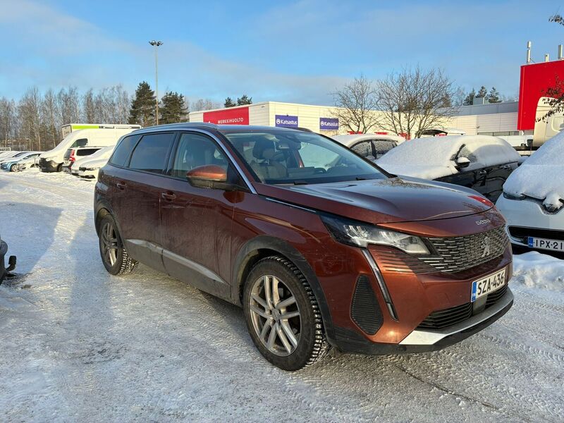 Peugeot 5008 vaihtoauto