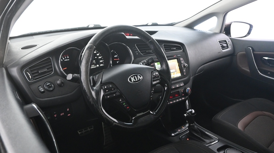 Kia Ceed vaihtoauto