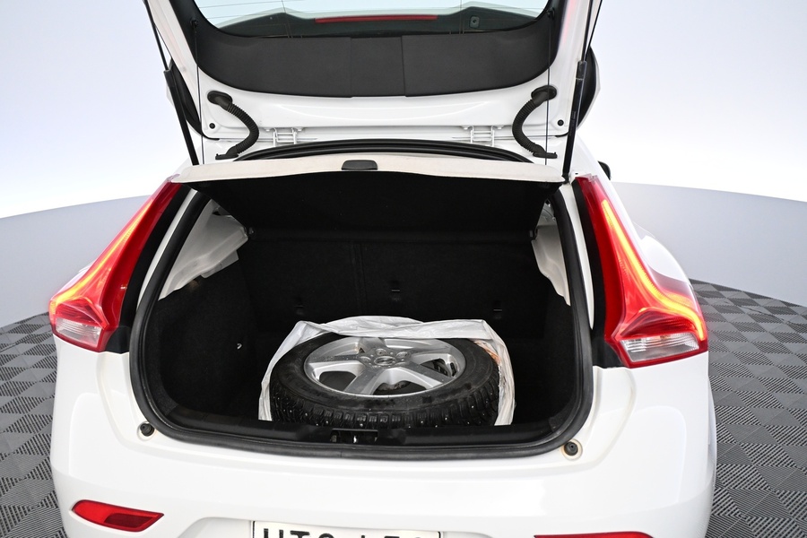 Volvo V40 vaihtoauto