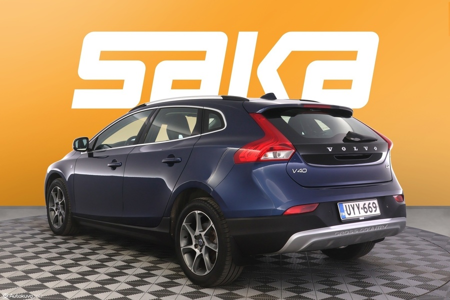 Volvo V40 Cross Country vaihtoauto