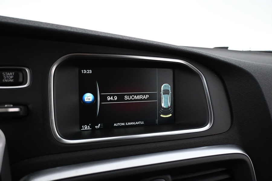 Volvo V40 Cross Country vaihtoauto