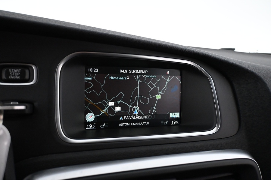 Volvo V40 Cross Country vaihtoauto