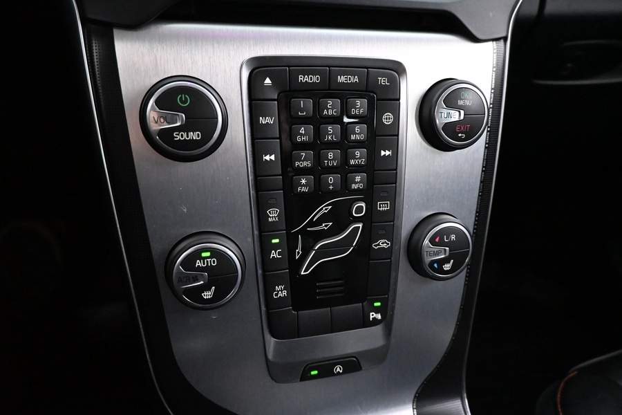 Volvo V40 Cross Country vaihtoauto