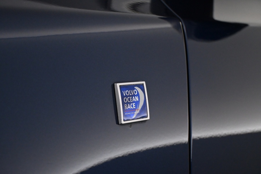 Volvo V40 Cross Country vaihtoauto