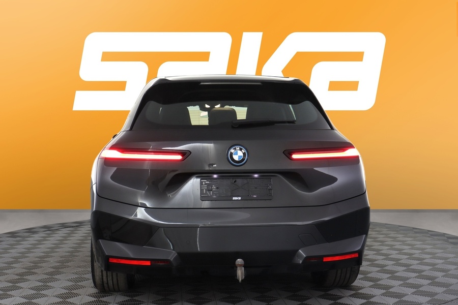 BMW iX M60 vaihtoauto