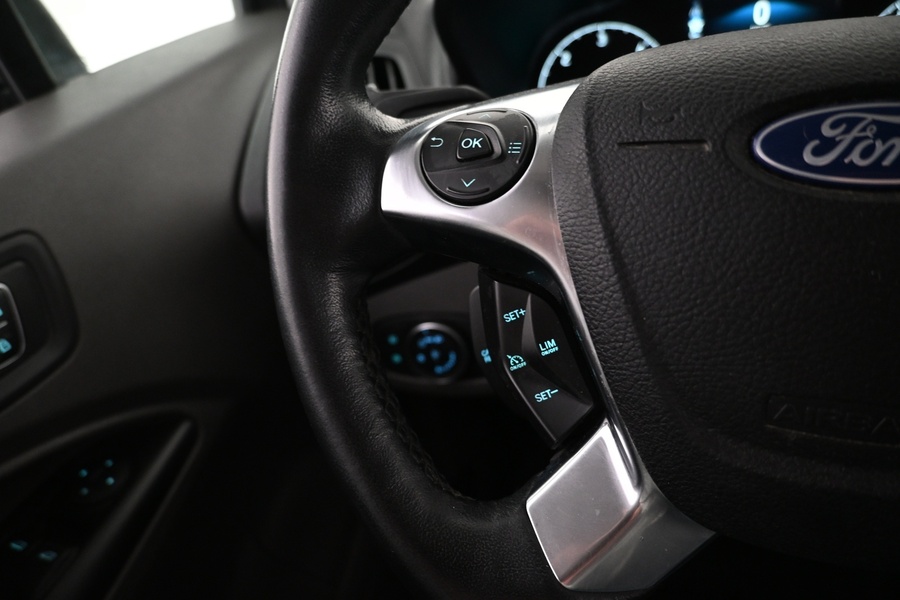 Ford Transit Connect vaihtoauto