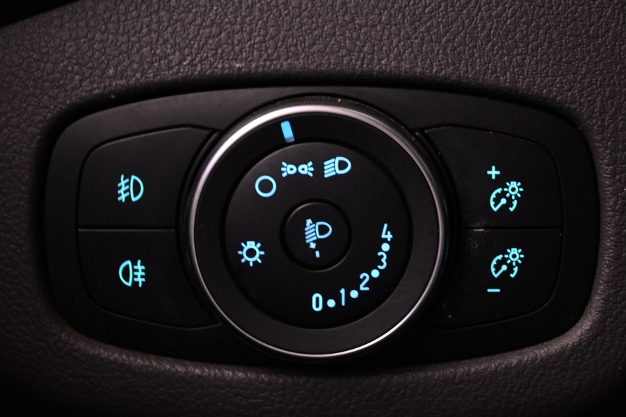 Ford Transit Connect vaihtoauto